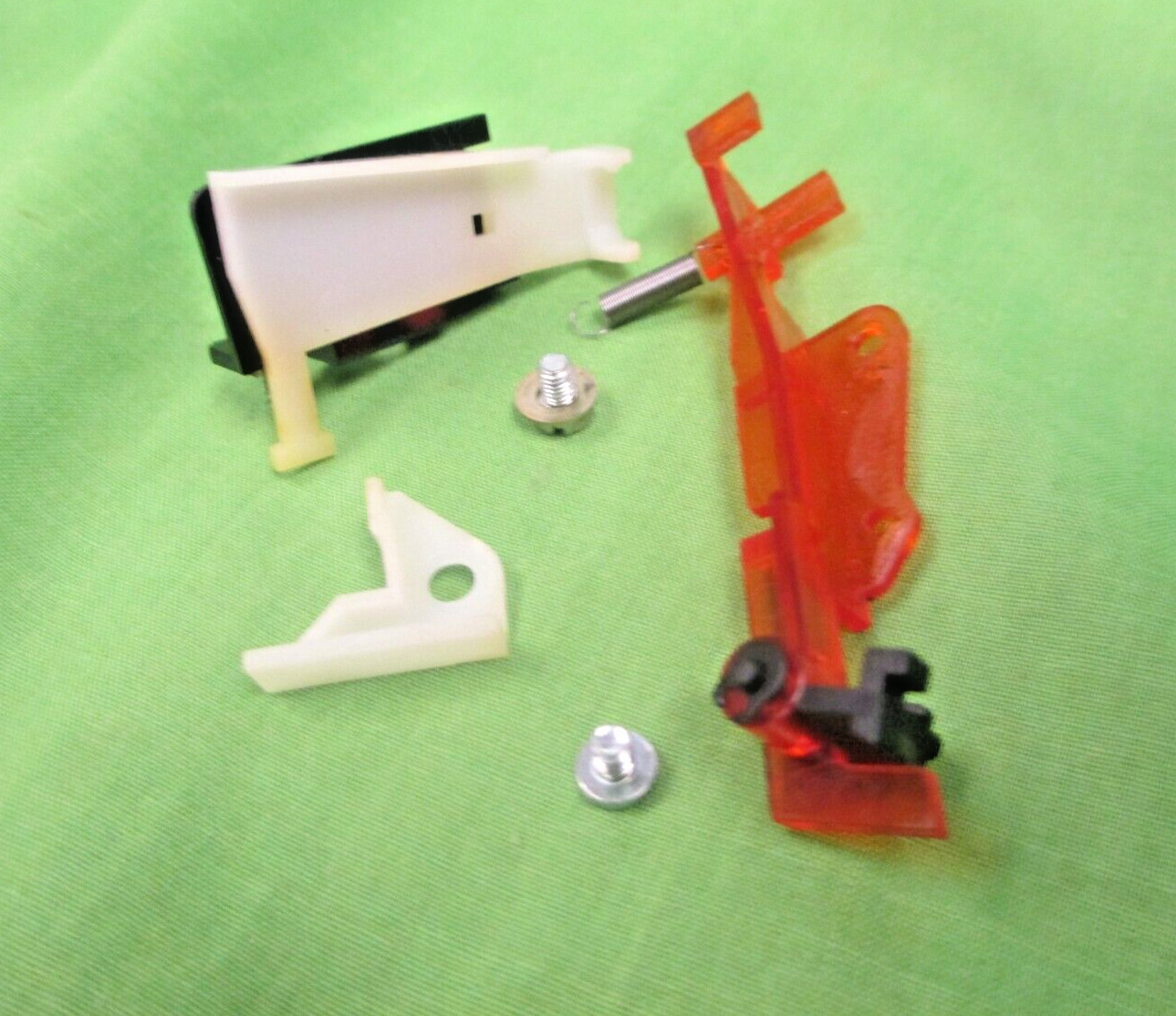 DUAL 505-3 TURNTABLE BELT SHIFT LEVER, BRACKETS, SCREWS