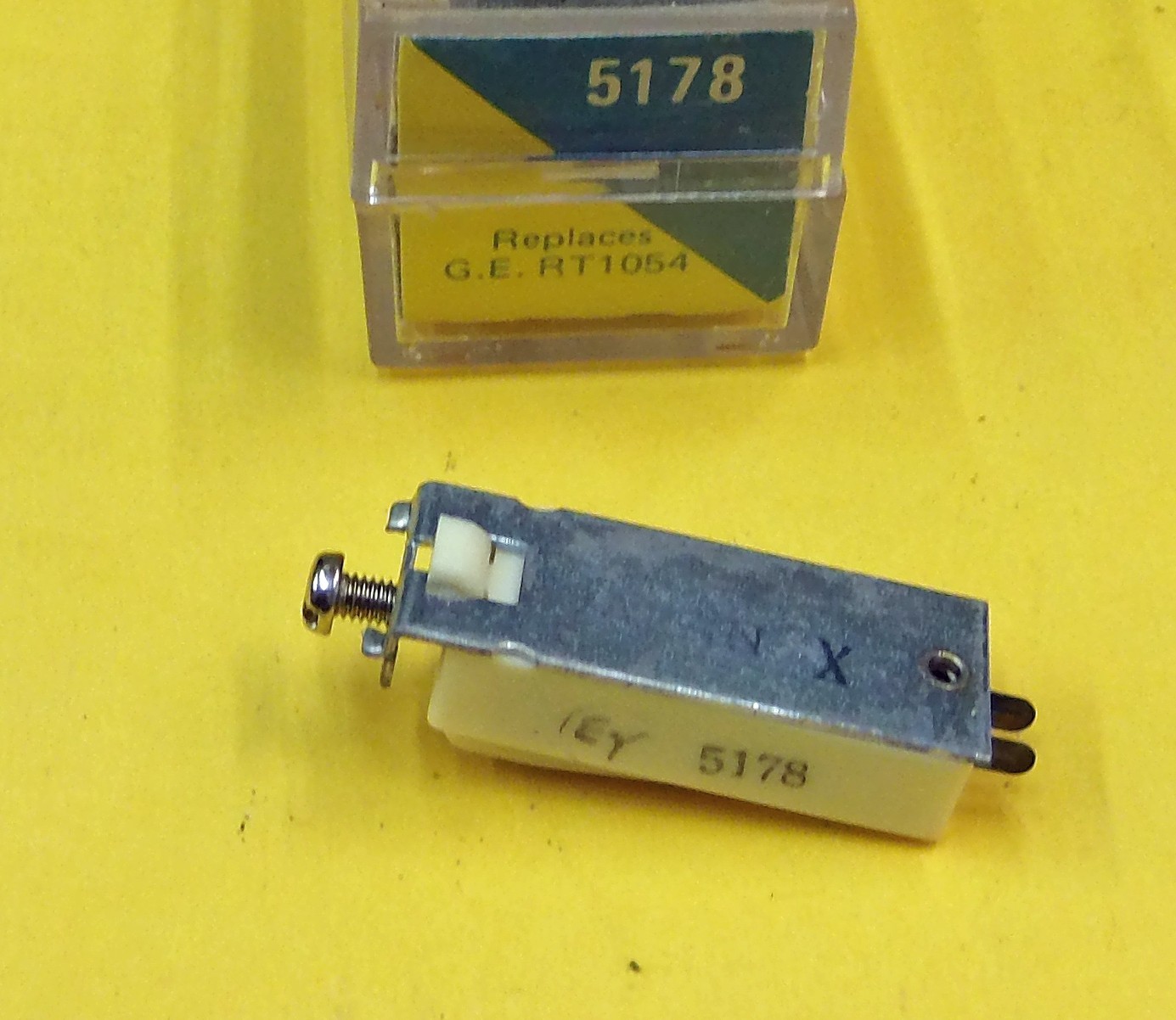 EV 5178 Repacement Phonograph Cartridge for GE Show N Tell. GE RT1054