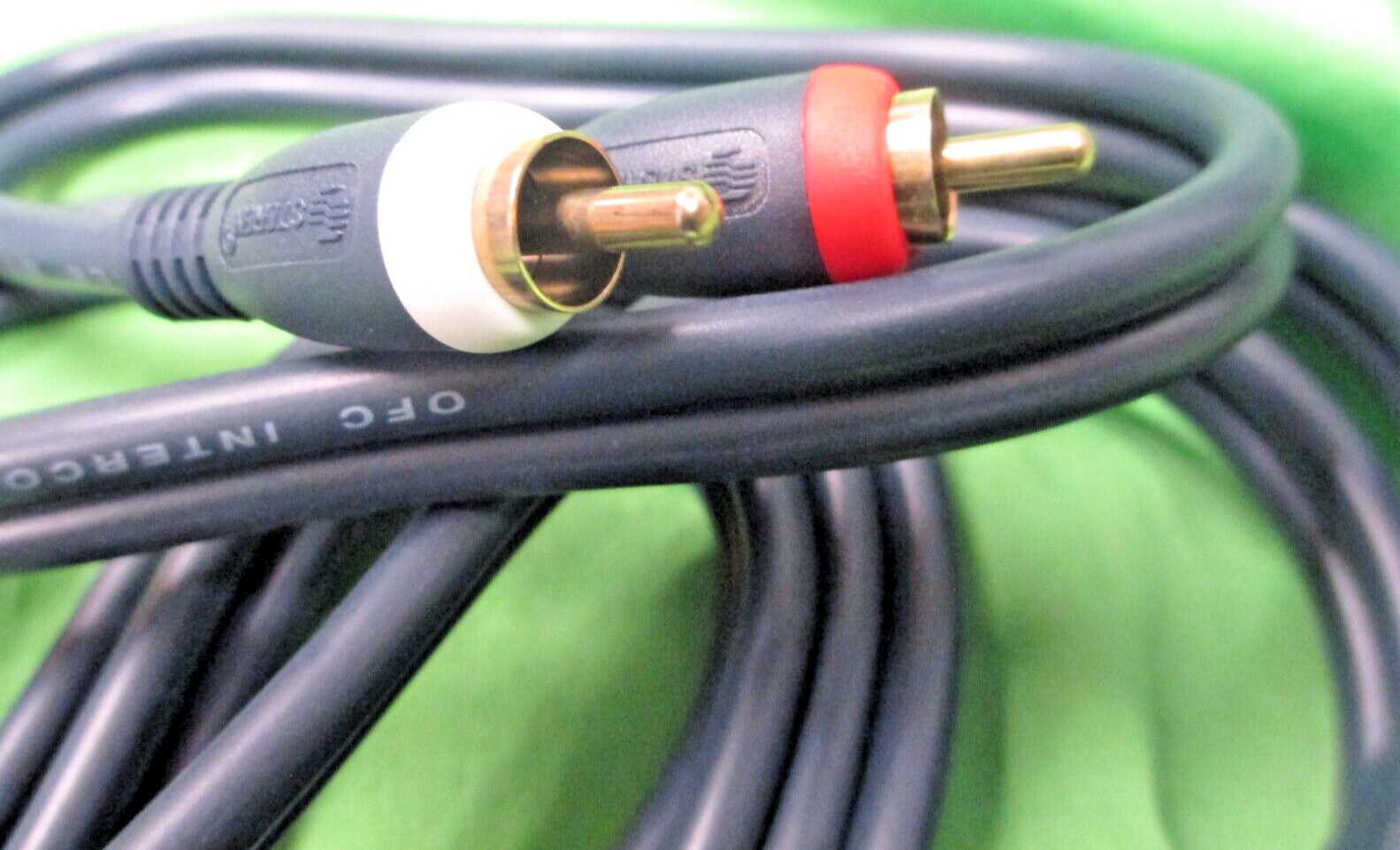 AUDIO CABLE FOR TECHNICS + MOST TURNTABLES GOLD PLATED RCA PLUGS 6 FEET LONG