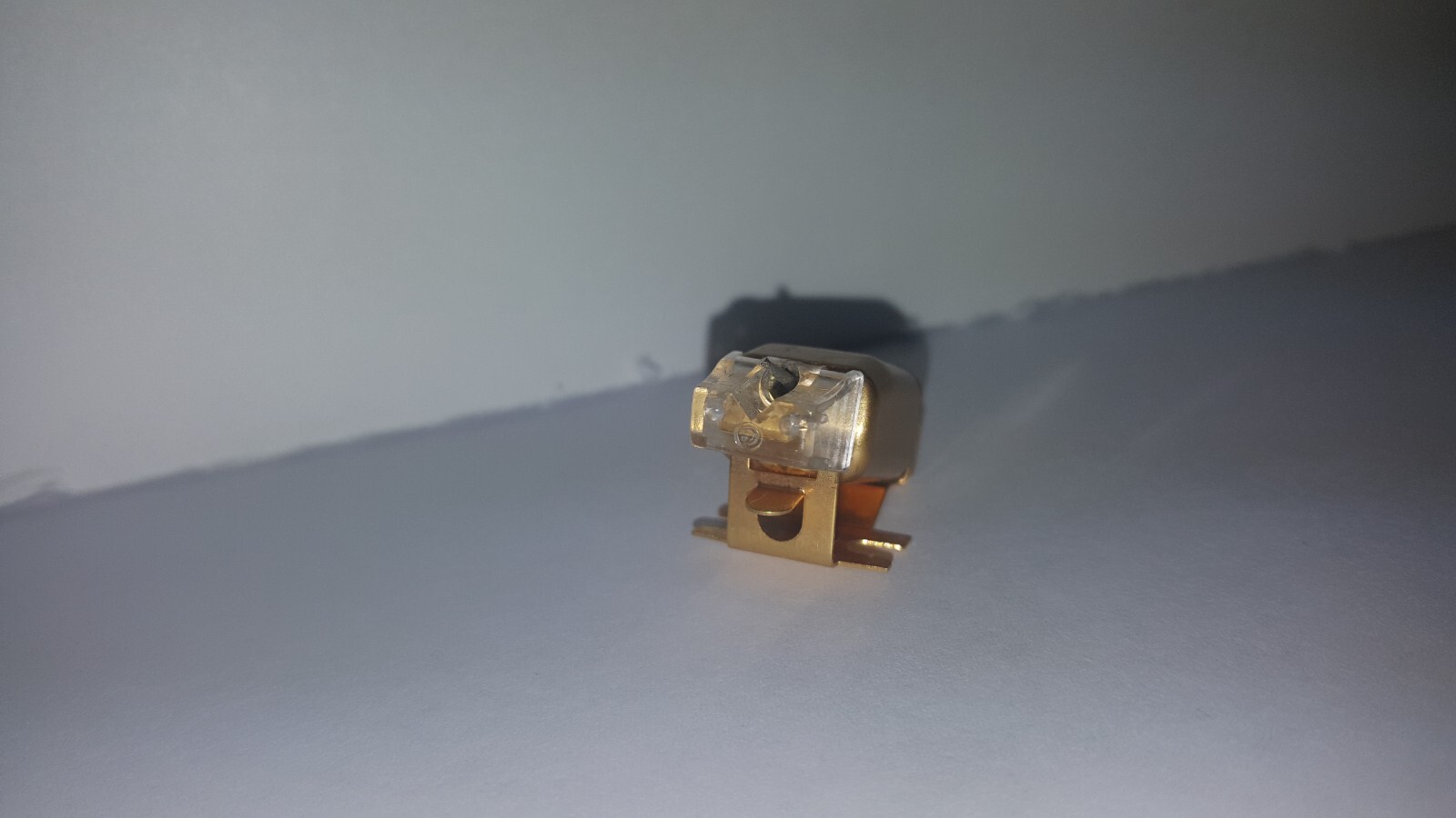 TESTED – Empire 2300 z improved turntable cartridge ( No Stylus)