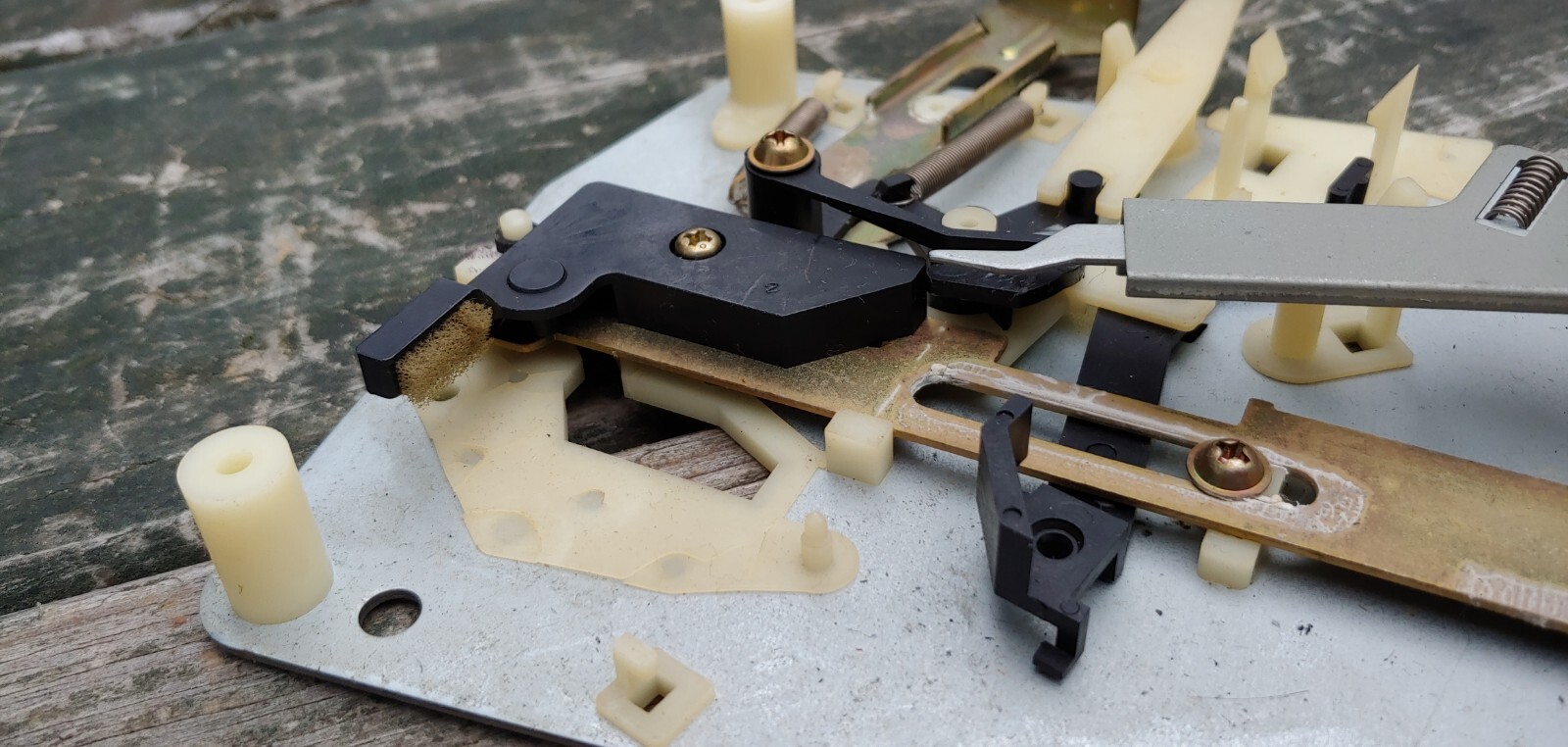 Original 1970’s JVC QL-A200 TurnTable Platter MECHANISM Part # K30401 B