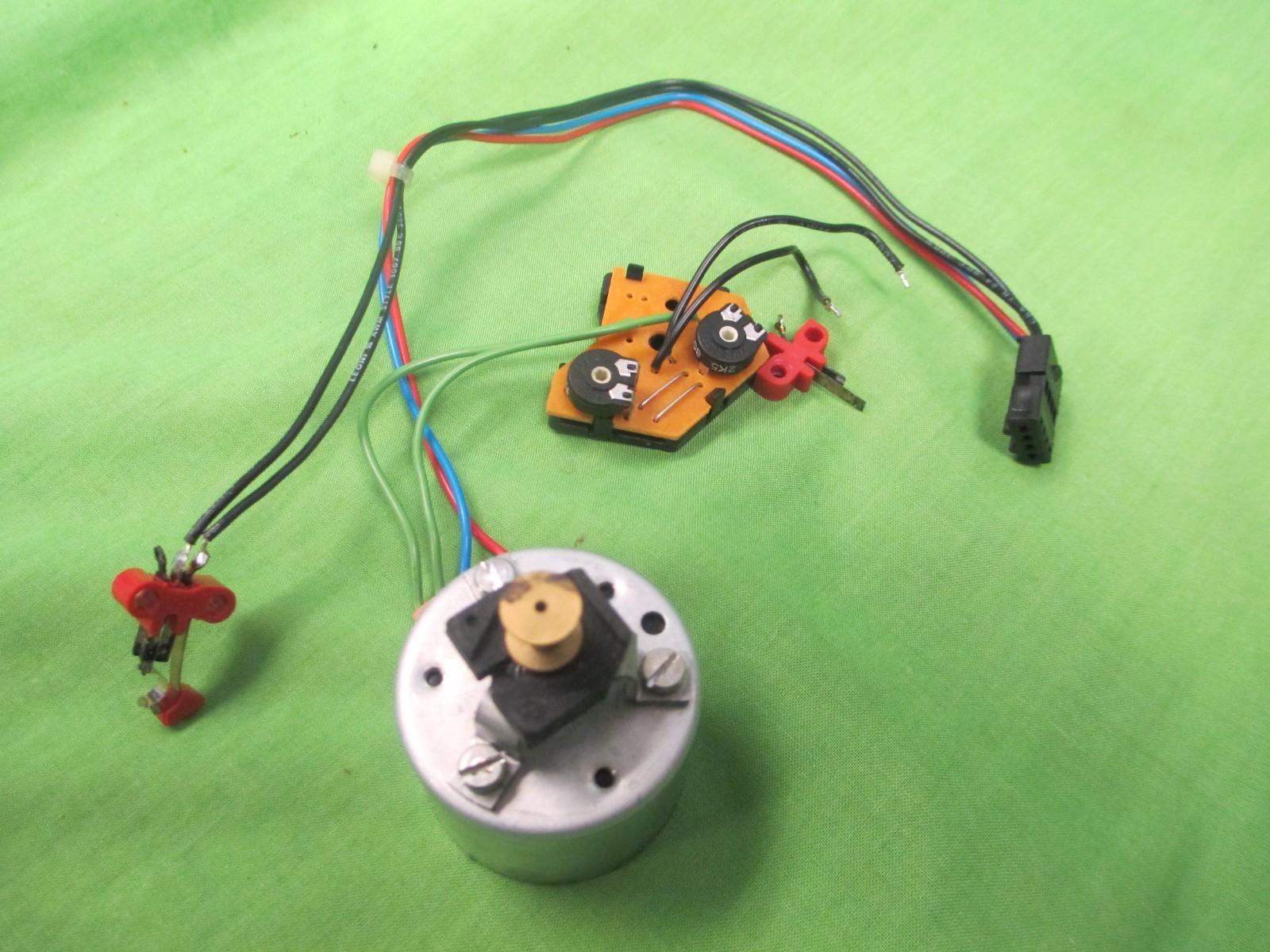 DUAL 503-1 MOTOR ASSEMBY # 271-780 WITH WIRE, POTS & SWITCHES