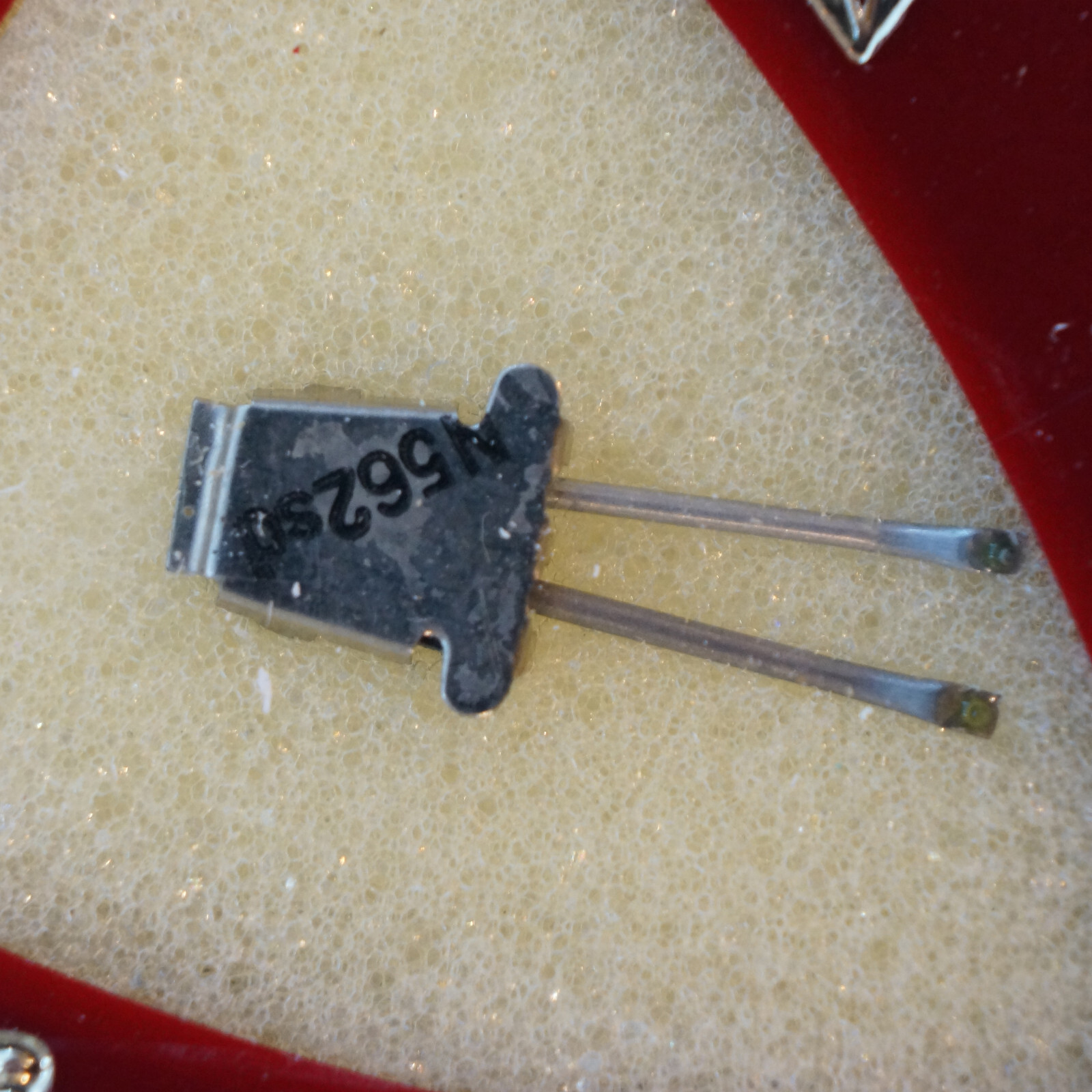 NOS Astatic Diamond Needle N562sd for 533SD 816DS 2906DS M-77XSD AC-253D1 W117 1
