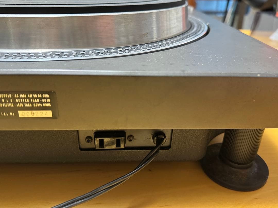 Technics SL-1100 Direct Drive Player Turntable Made in Japan Tasted Black silver