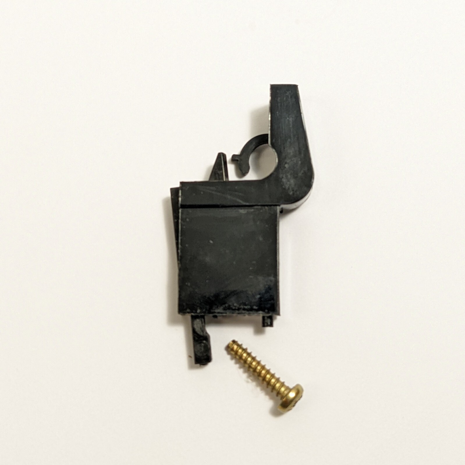 Realistic LAB 110 BSR P182 Turntable Parts Tonearm Arm Rest Lock