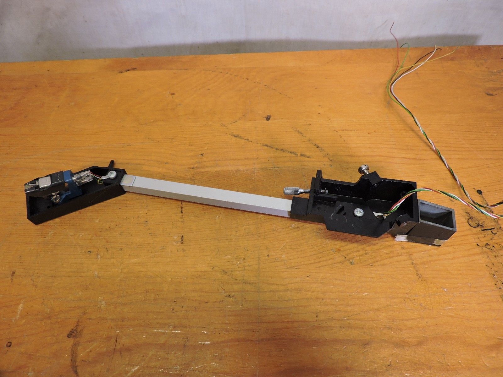 BSR Turntable Part – Model C130 or C13O. Tone Arm & cartridge