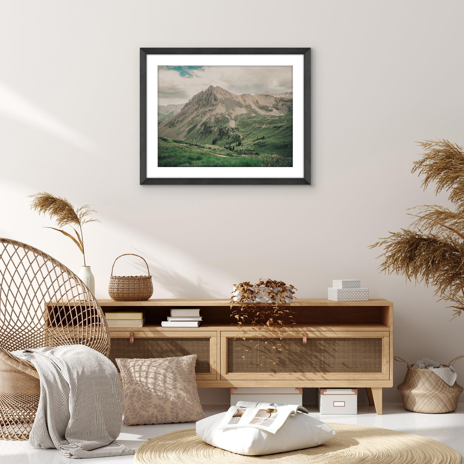 Americanflat 22×28 Poster Frame with Polished Plexiglass – Use 22×28, Black