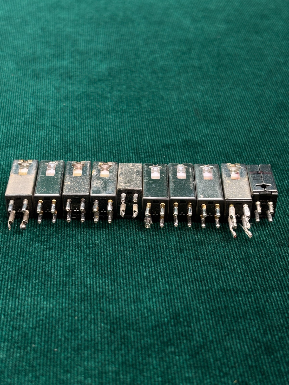 10x Ceramic Record Player Cartridges Lot – For Parts or Repair