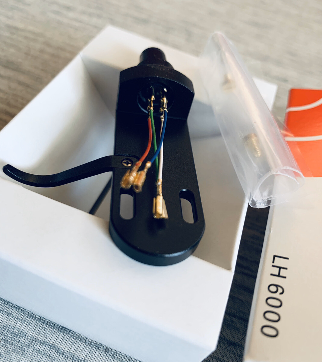 New Ortofon LH6000 Official Universal Headshell Aluminum Gold-plated from Japan