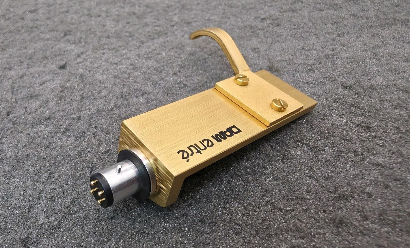 (Rare) DAM/entre Gold Headshell In Exc Condition