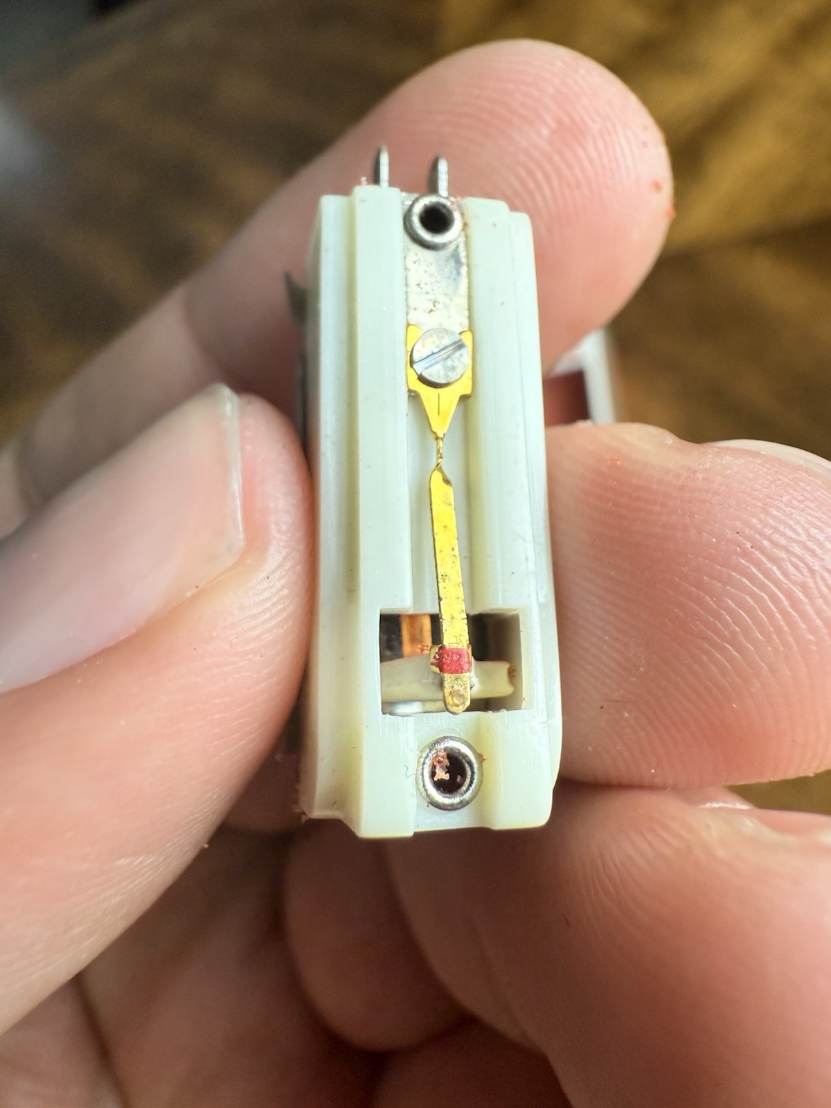 Arista 1405 Phono Cartridge 1S Cry. 2.5V N2-67