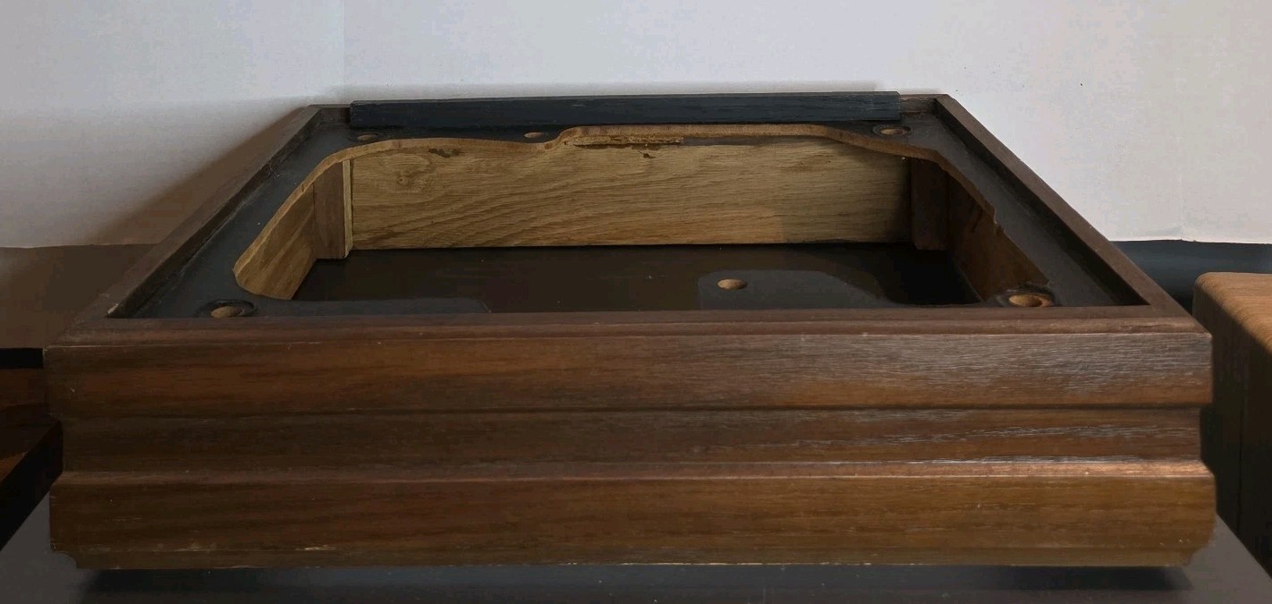 Elac Miracord 750 Turntable Parts – Wooden Plinth. Base