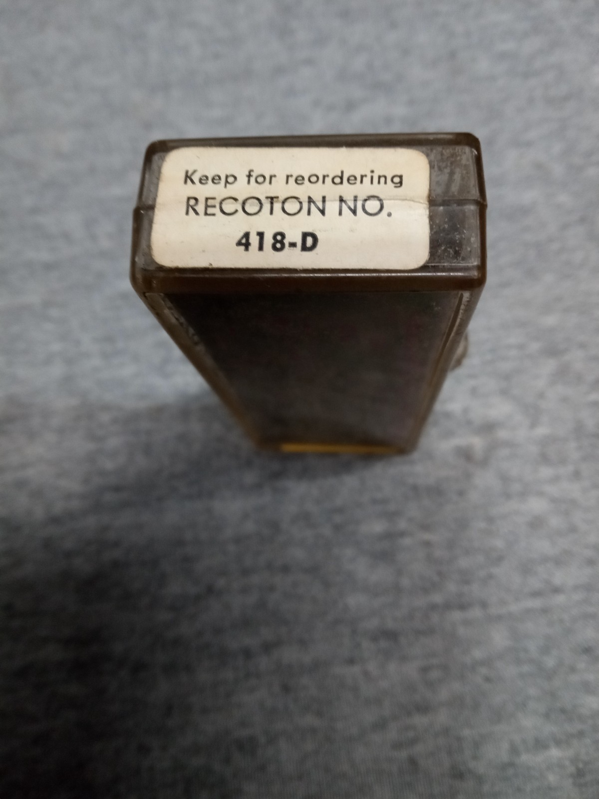 RECOTON HAND POLISHED DIAMOND STYLUS 418-D FOR CERAMIC CARTRIDGE