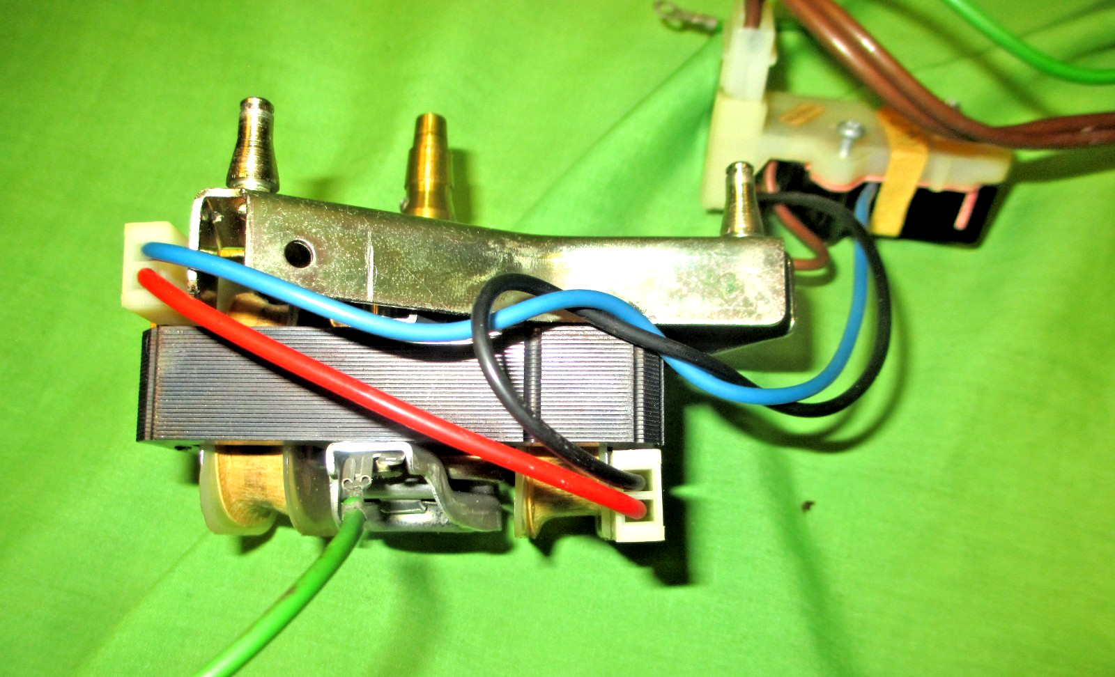 GARRARD 990B TURNTABLE REBUILT MOTOR, SWITCH, CORD WARRANTY 1 YEAR Pt # 60810