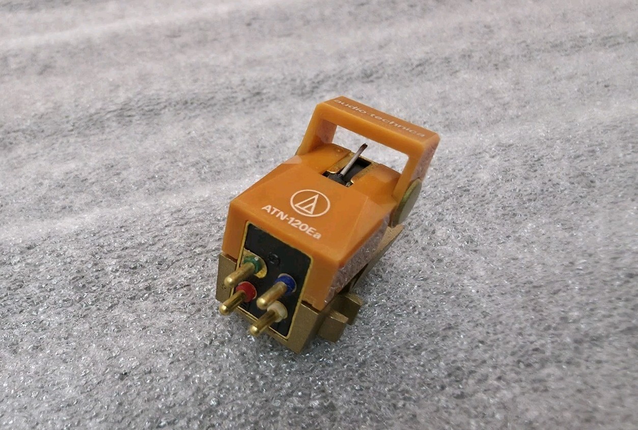 Audio-Technica AT120Ea . Cartridge & Stylus