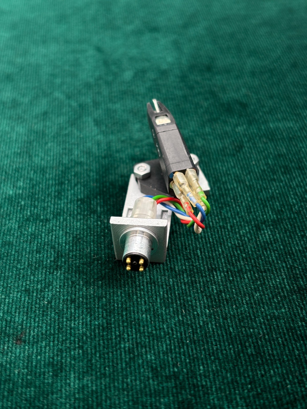 Vintage Ortofon OM 10 MM Phono Cartridge with Stylus 10 & Dual Lenco Headshell