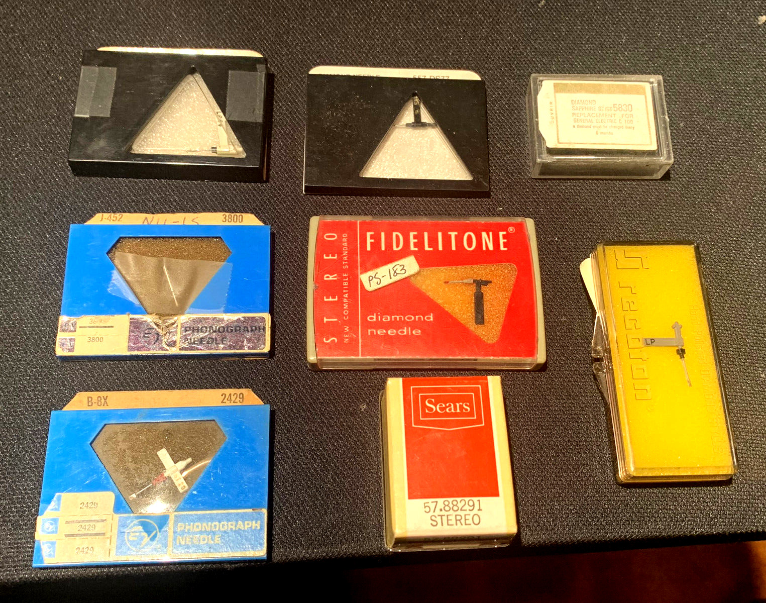 ~Vintage~ NOS Diamond Phonograph Stylus Needle Record Player Lot of 46