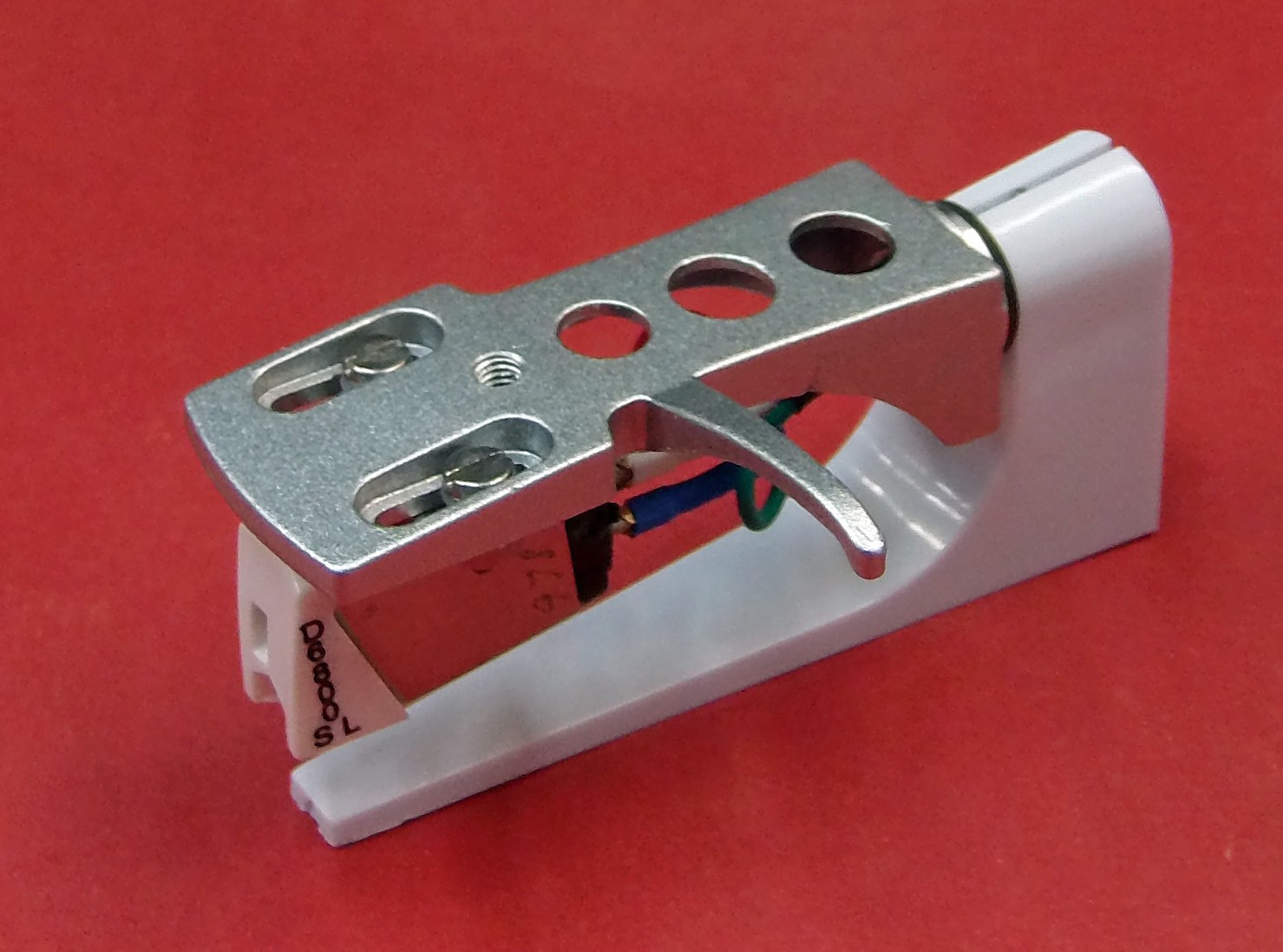 Nice! Silver Turntable Headshell with Stanton 681 Cartridge & Stylus