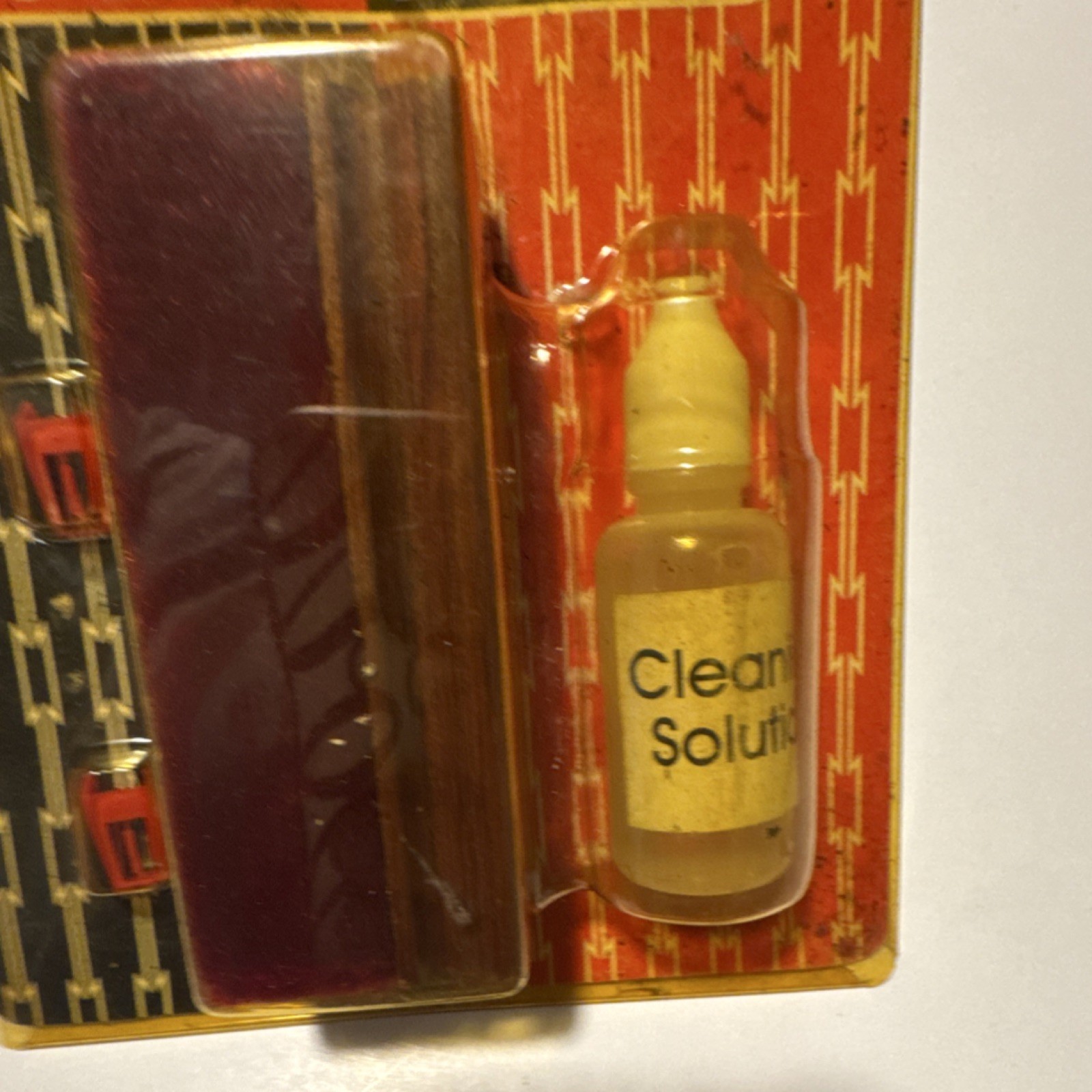 Crosley Washable Record Player Needle, Cleaning Brush & Solution Kit