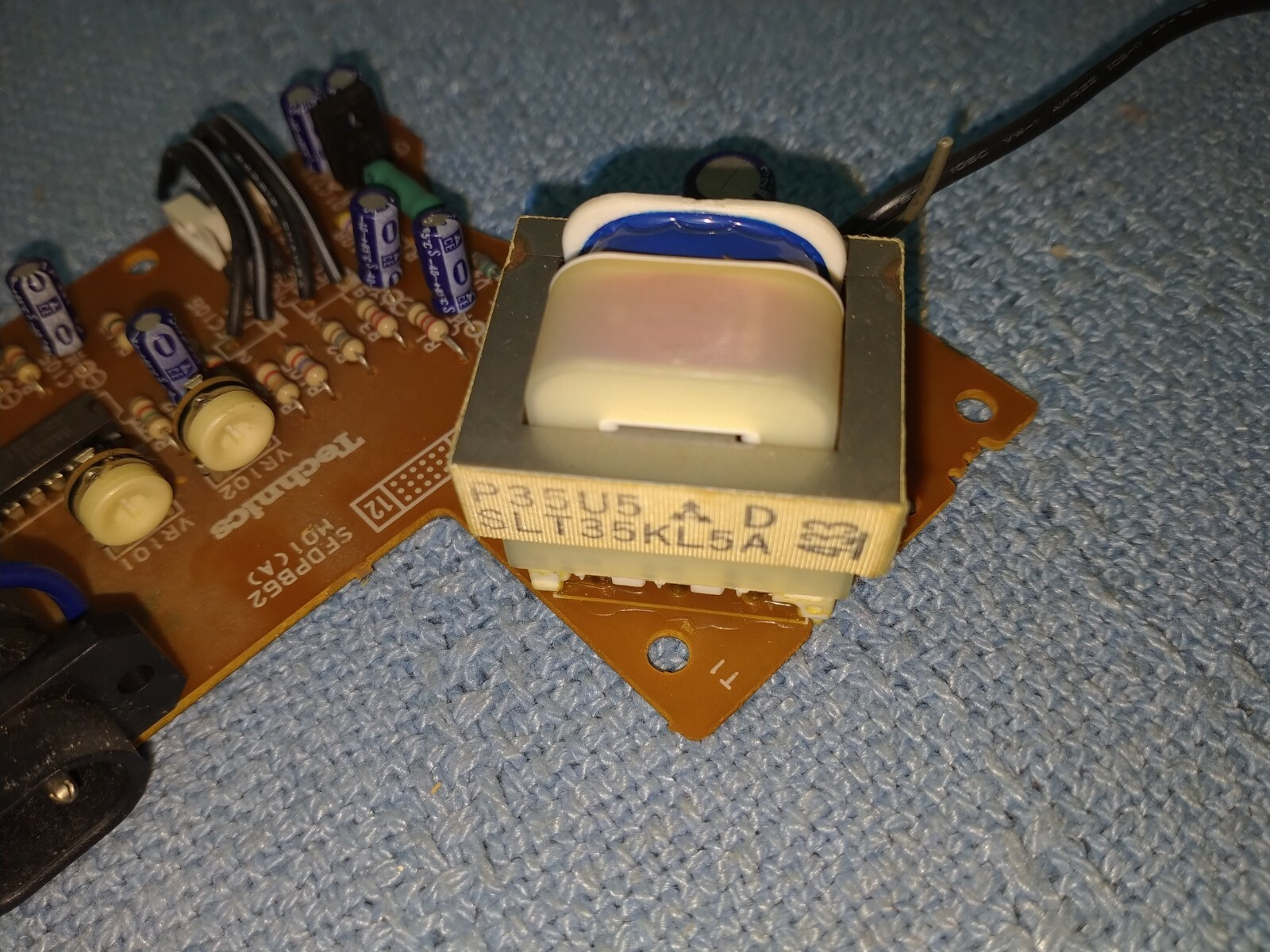 Main Electronic Board from Technics SL-B200 Turntable Board Only Tested Working