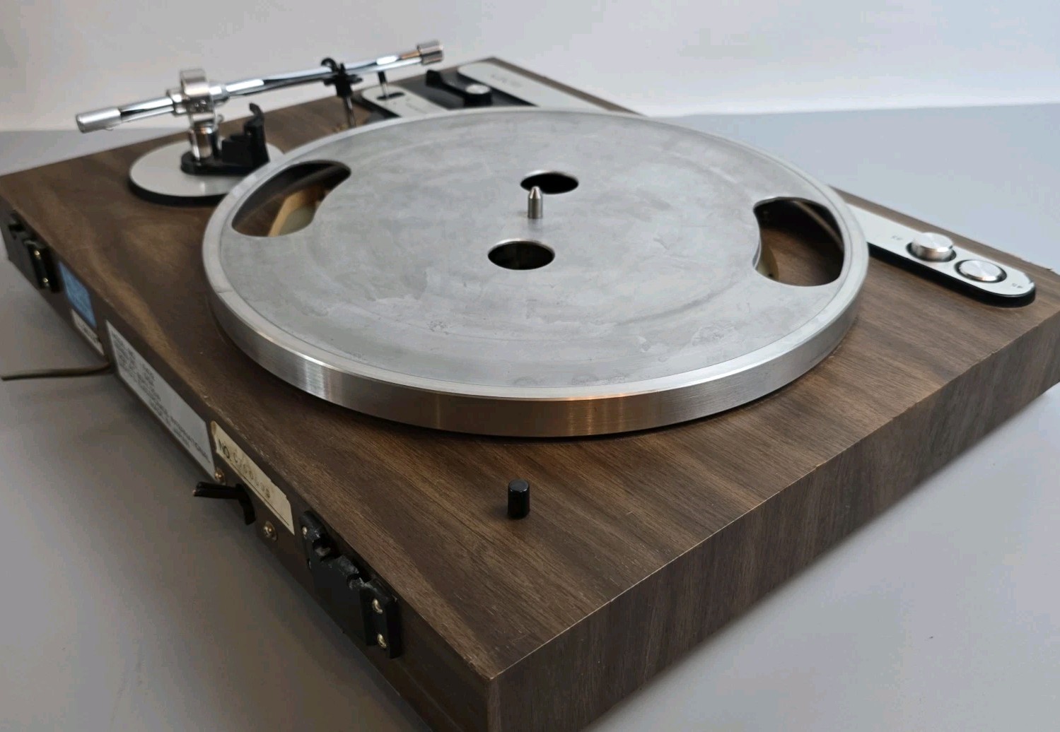 Lloyd’s Turntable F472 Japan 1960s Early 1970s Wood Base P/R Beautiful Project