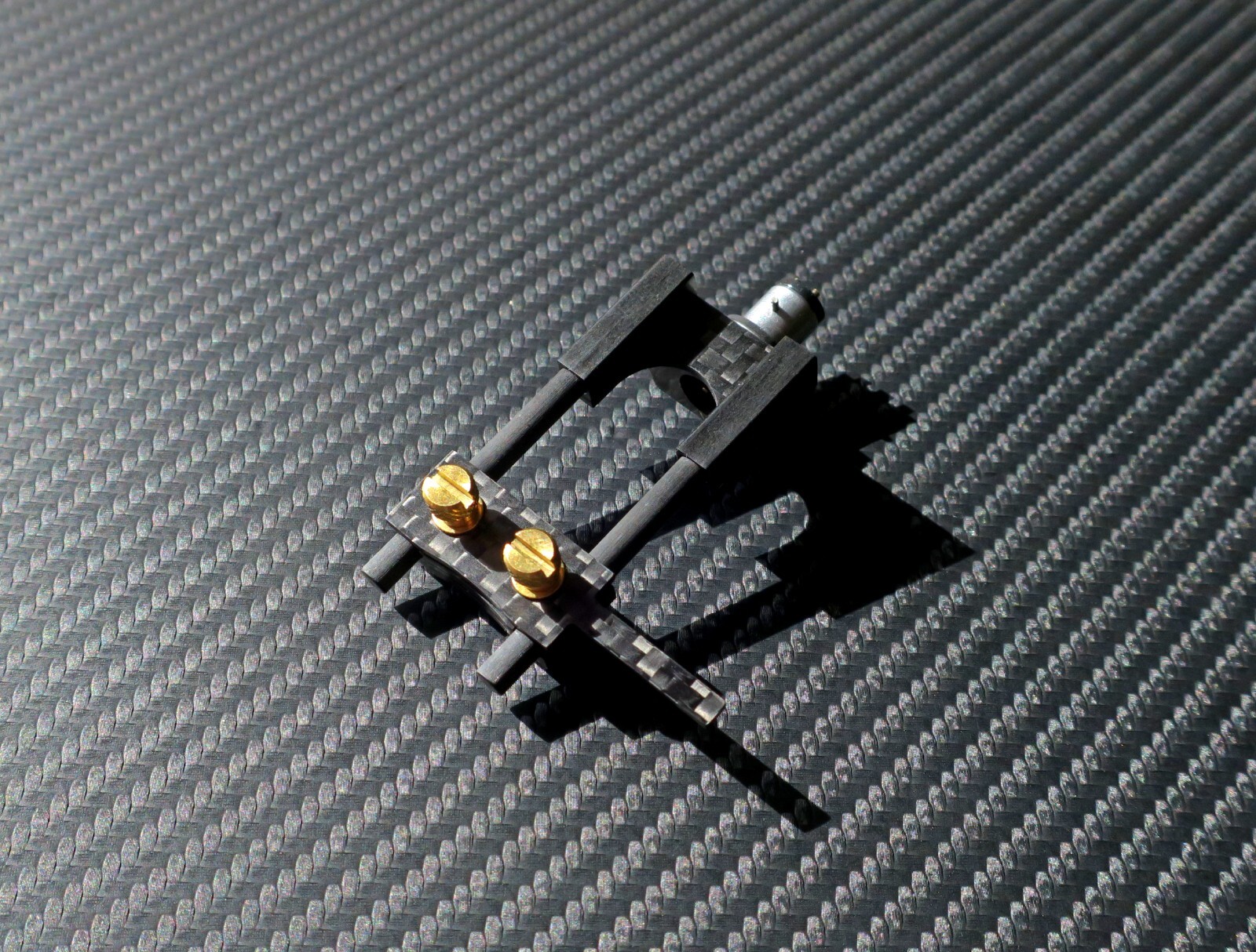 Exclusive CUSTOM-MADE Headshell made of Carbon for Technics/Ortofon/SAEC/SME