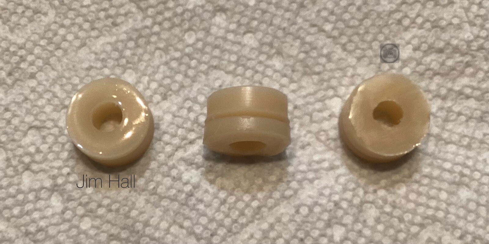 3 Each Zenith 125-106 Turntable Platter grommets for Zenith Record Changers