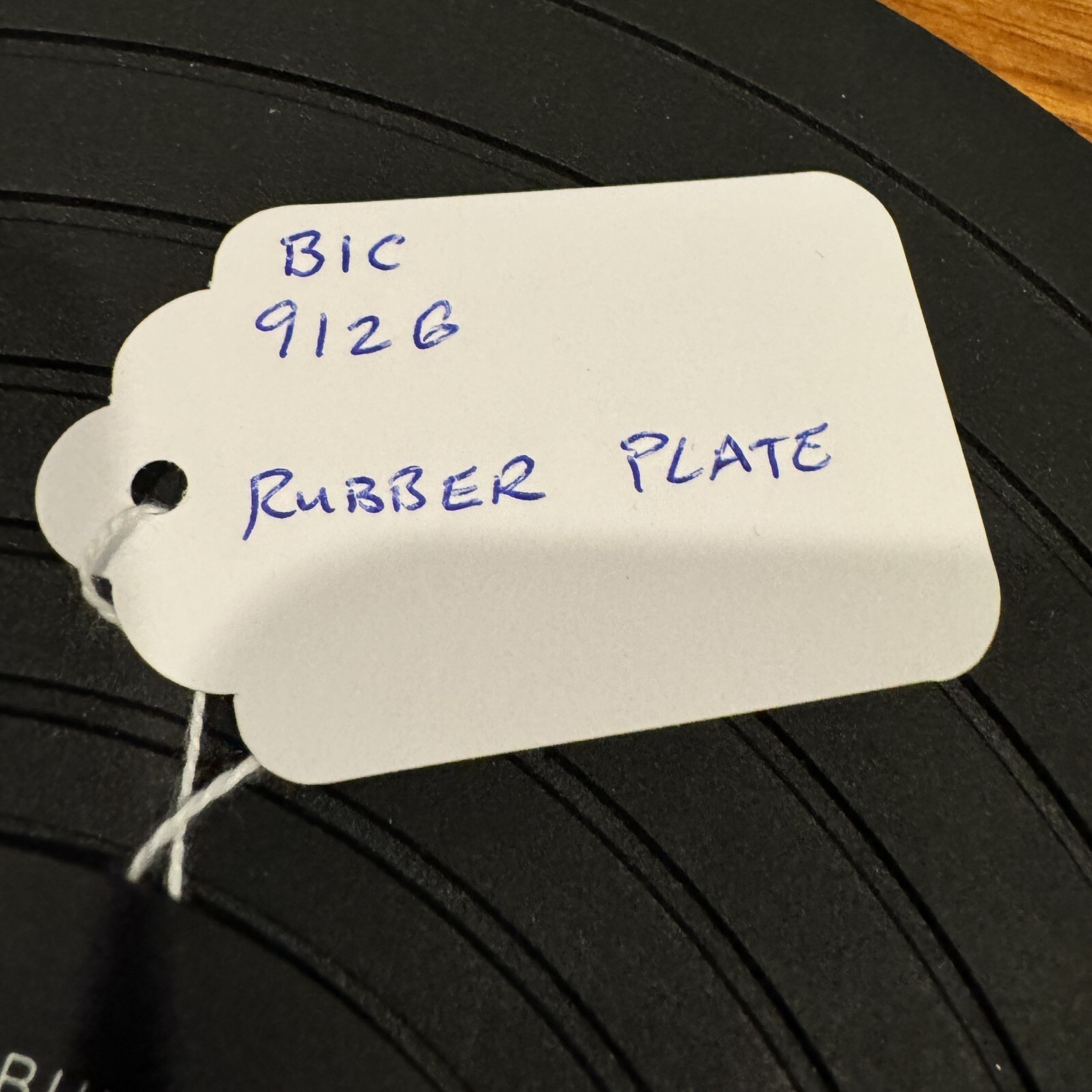 BIC 912G ORIGINAL RUBBER MAT – EXCELLENT CONDITION