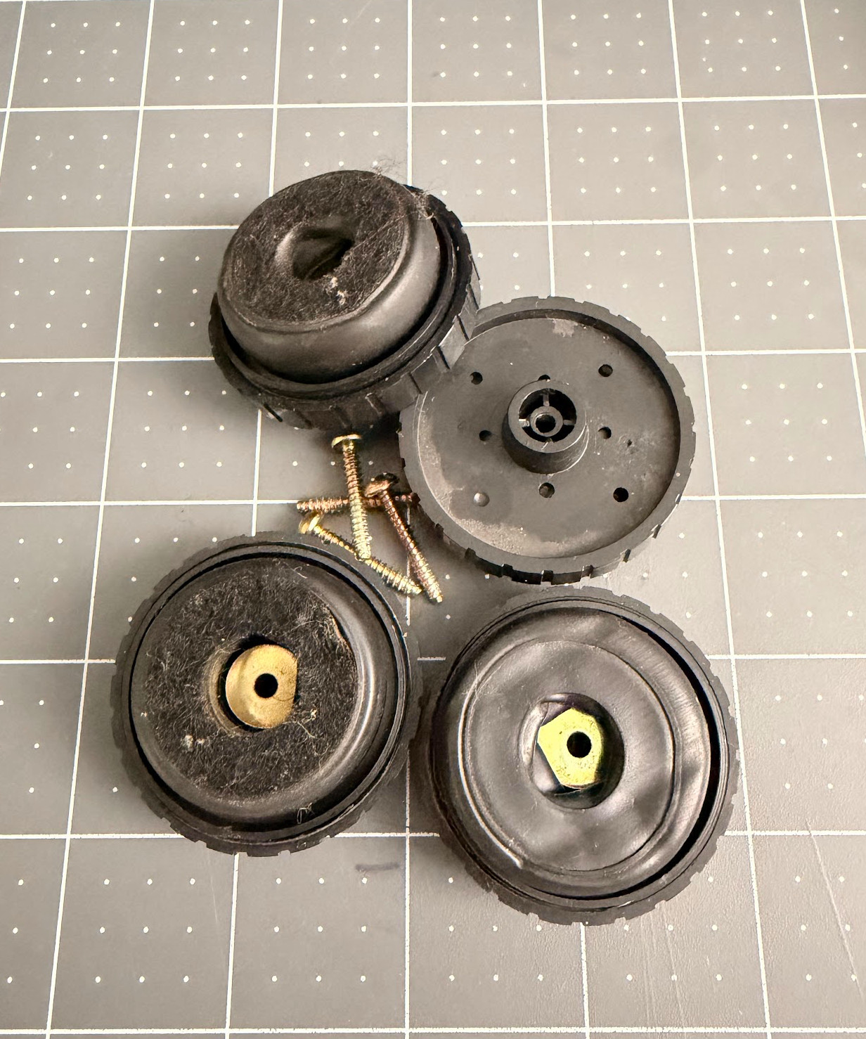 4 x Genuine Sony PS-LX210 PS-LX431 PS-LX433 Turntable Isolation Feet w Screws