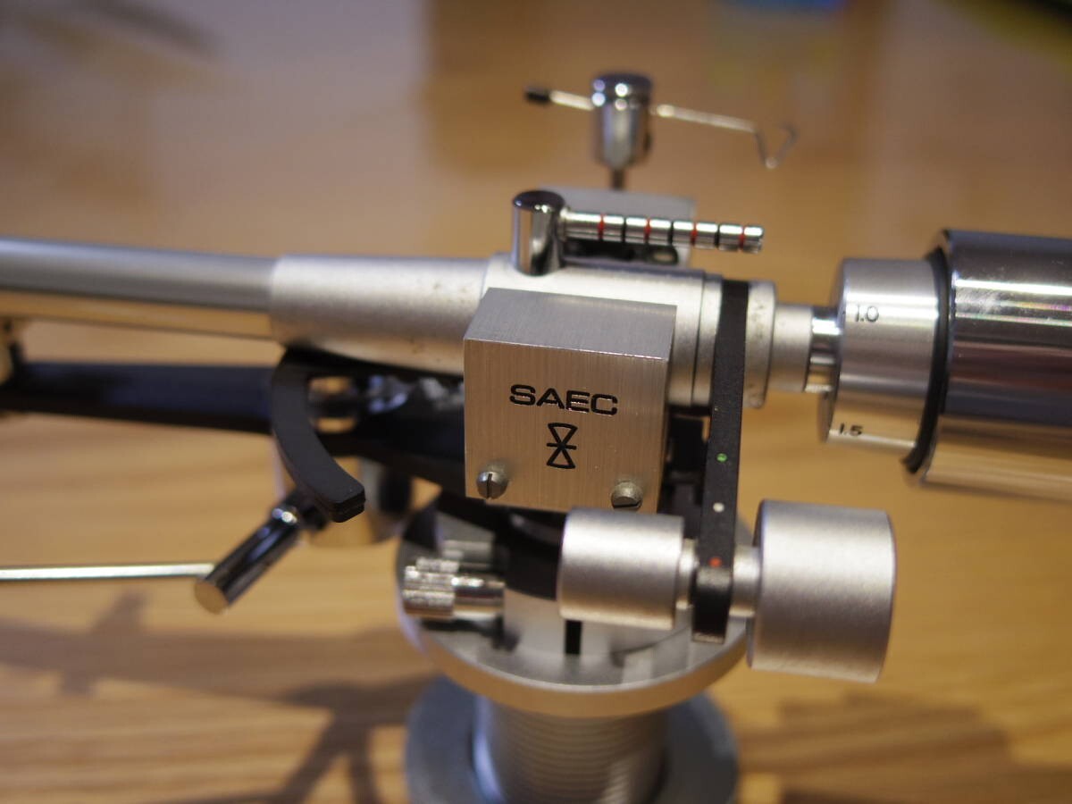 SAEC WE-407/23 tonearm