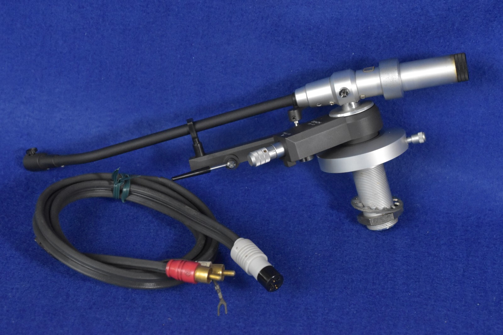 Denon DA-401 Tone arm w/ Phone Cable In Excellent Condition