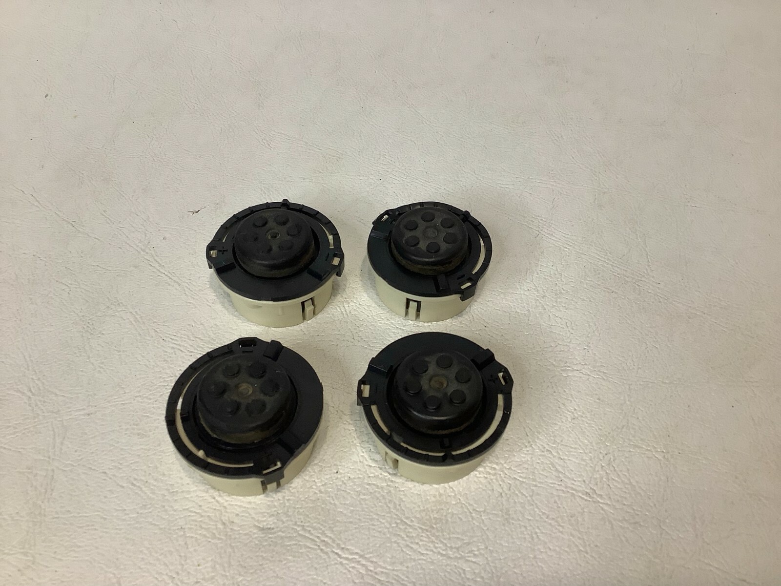 Set of 4 Dual CS 607 Turntable Feet Replacement