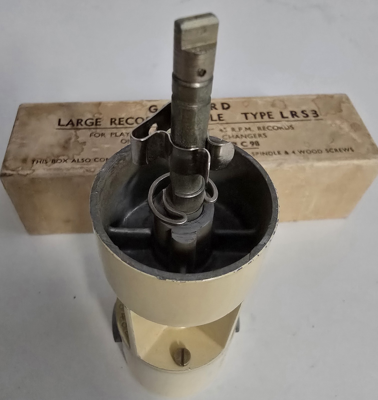 Garrard LRS3 Large Record Spindle for 45rpm Records RC 88 and RC 98 Series A