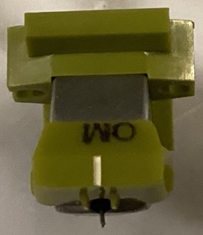 PIONEER PC-400 CARTRIDGE AND LIGHTLY USED AFTER MARKET PN-400 STYLUS IN CASE
