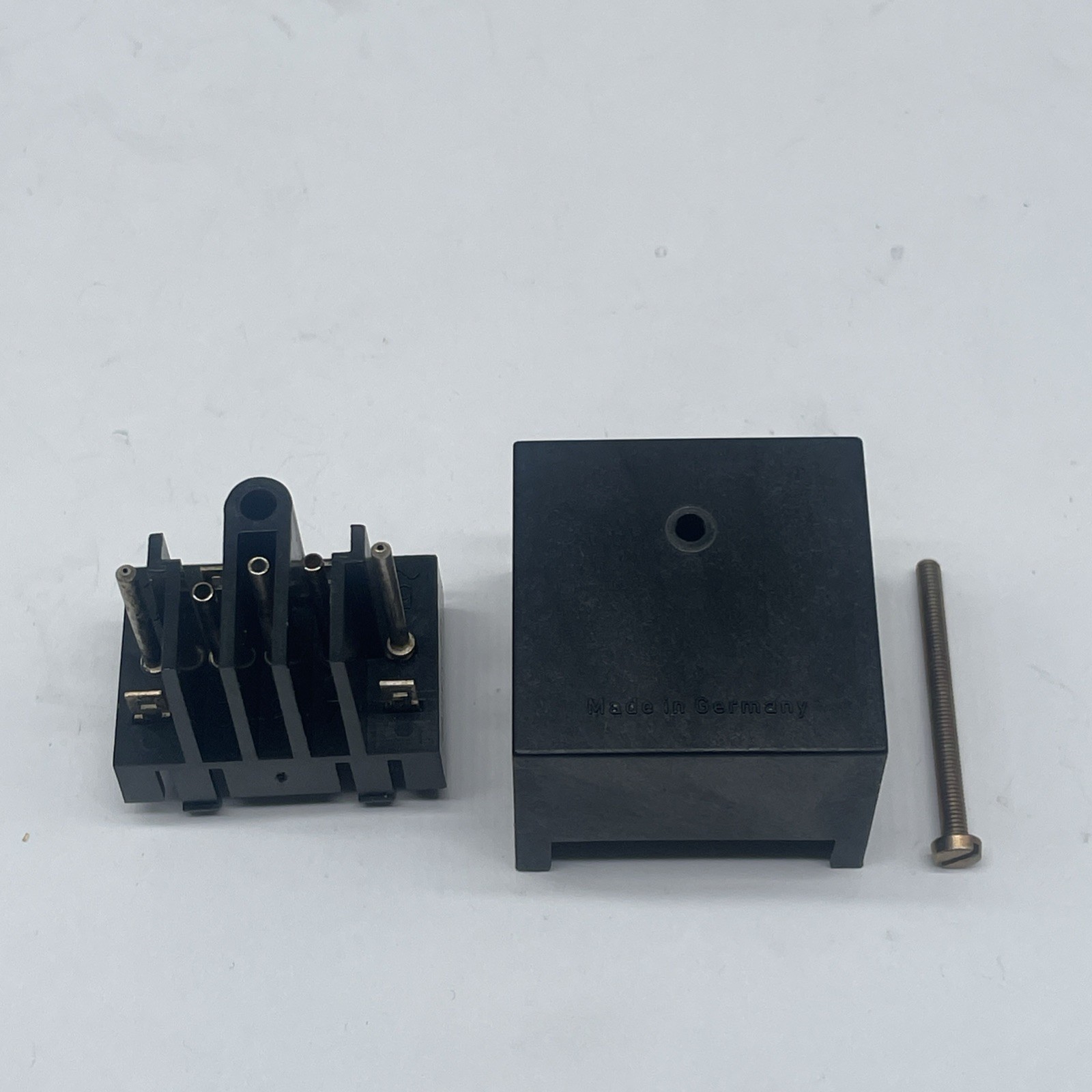 Power Block Connector For Dual 510 Belt Drive VTG Turntable OEM Part 230306
