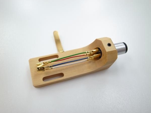 Yamamoto HS-7 Headshell Japanische Kamelie – Hochwertige Vinyl-Tonarmspitze