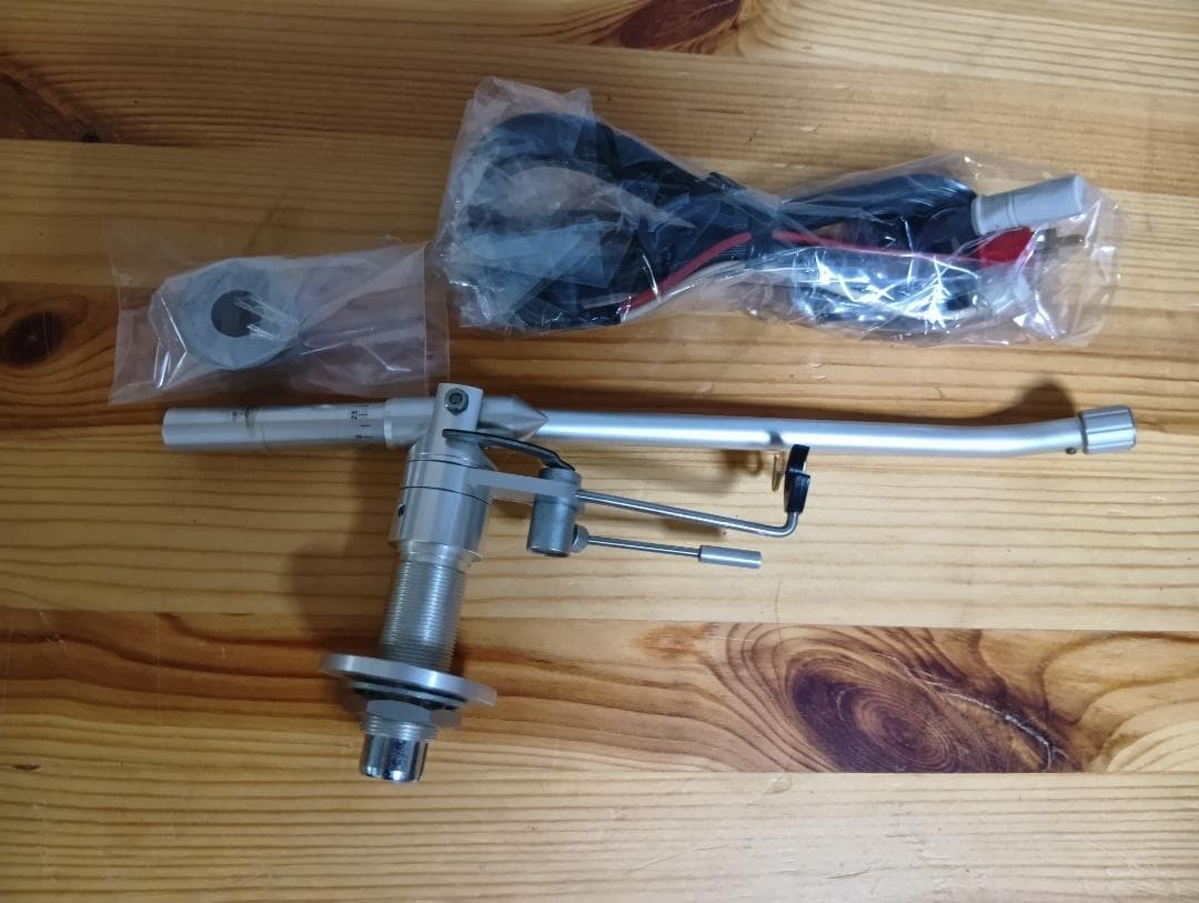 Fidelity Research FR-54 Tonearm Tested Missing Antiskate Weight From Japan