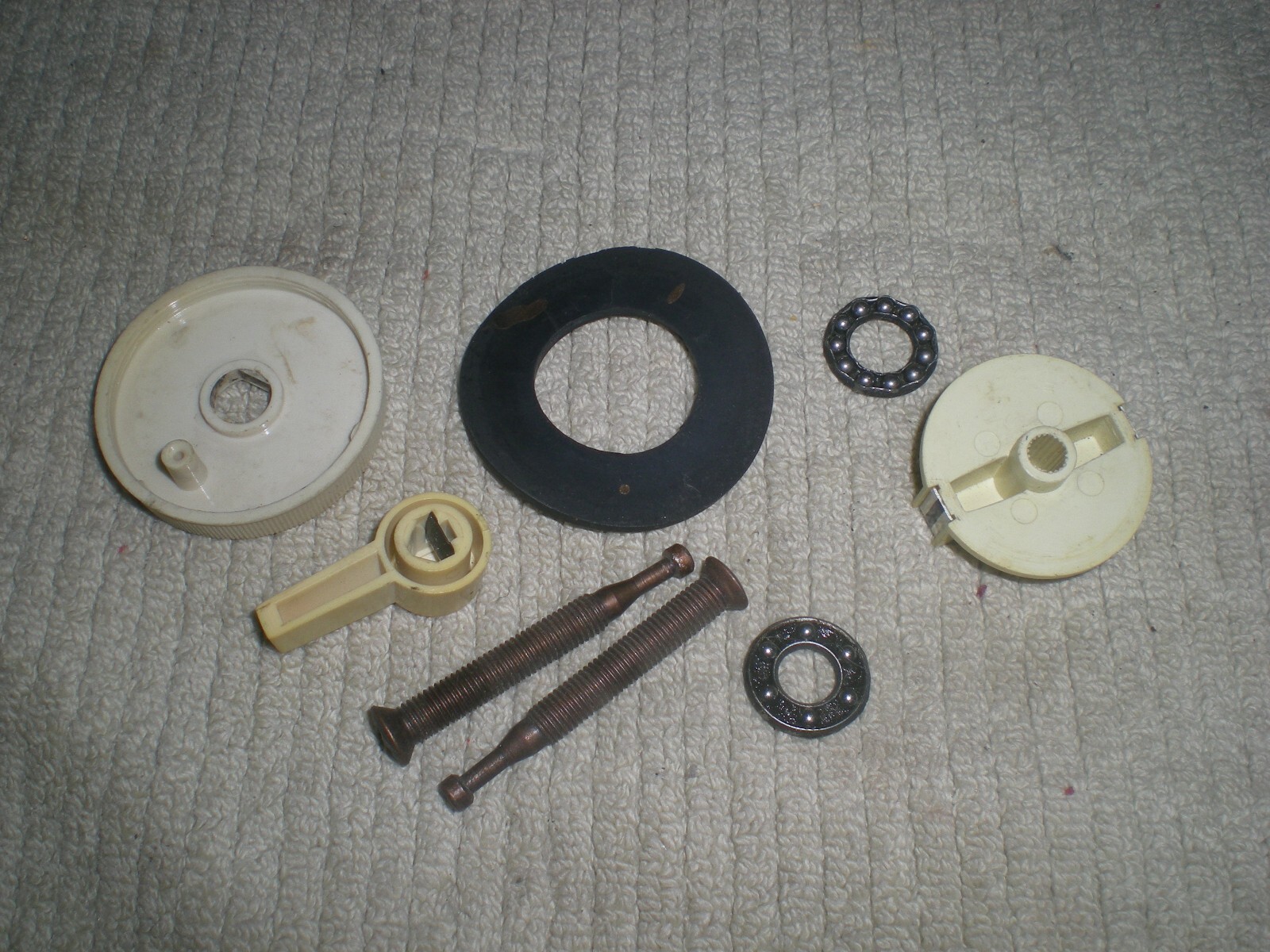 No Brand Turntable Parts: Knobs, Bearings, and Screws