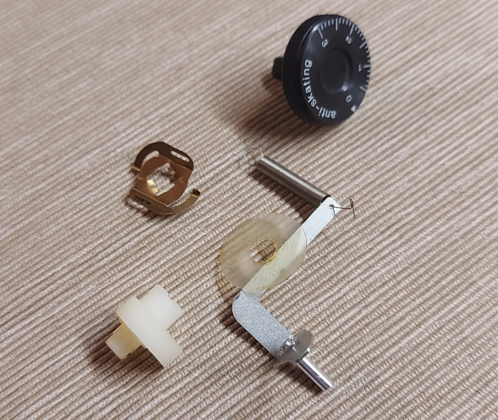 Technics SL D1 D2 D3 – ANTISKATING Mechanism Knob SFPJK13101 SFXJQ20-03E