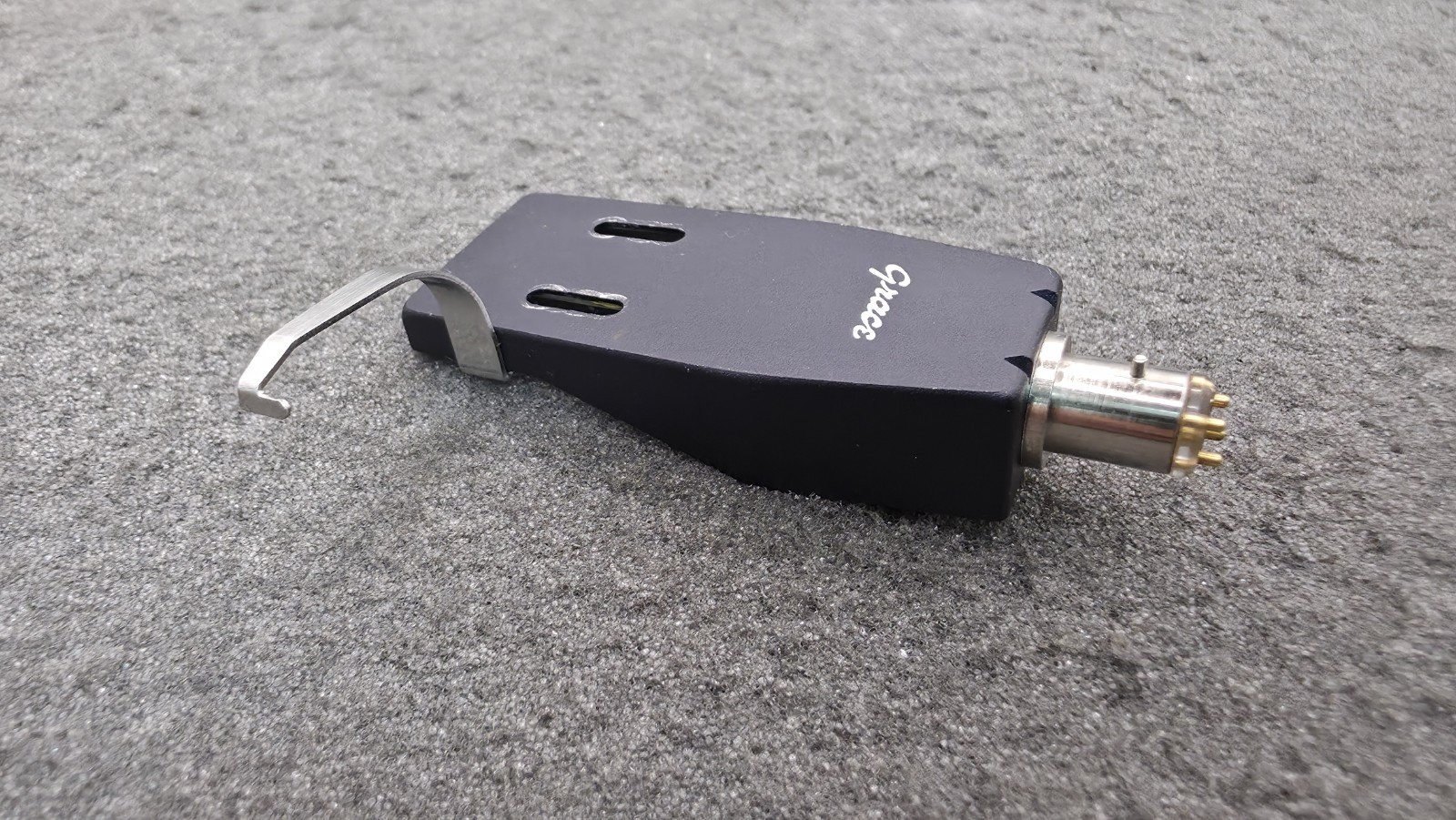 Grace HS-2 headshell. 11 Grams
