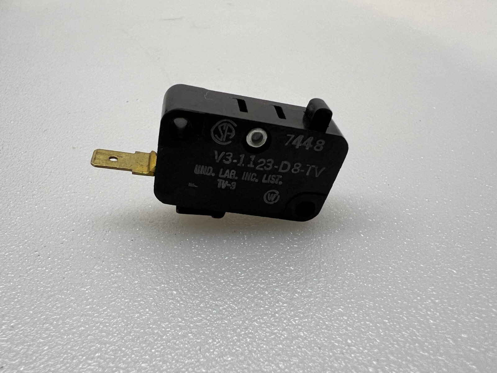 BIC Turntable Part V3-1123-D8-TV Power Micro Switch Free Shipping