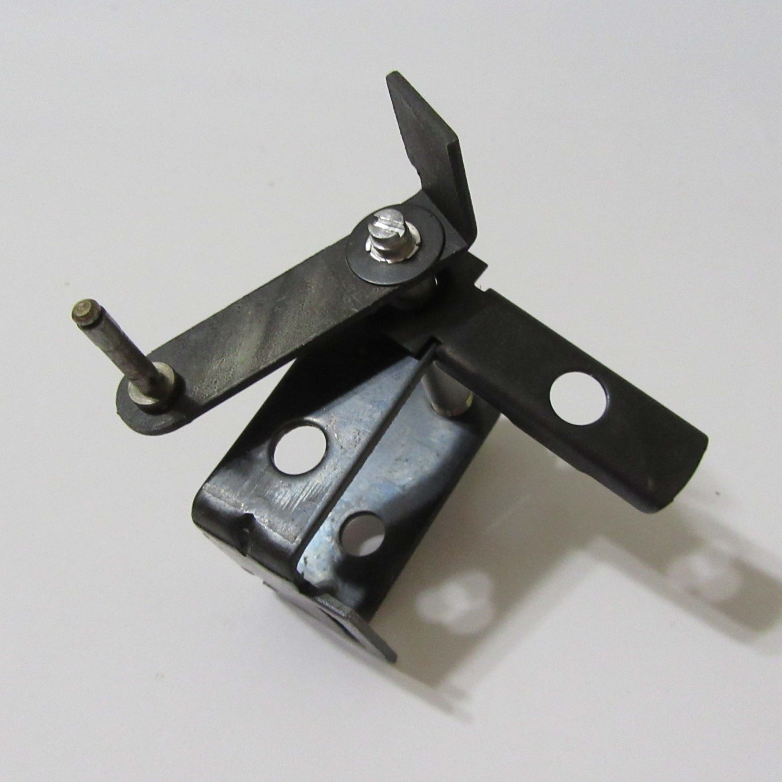 V-M ® Voice Of Music ® ORANGE PEEL 346 346-1 Changer PART – Drive Linkage Unit