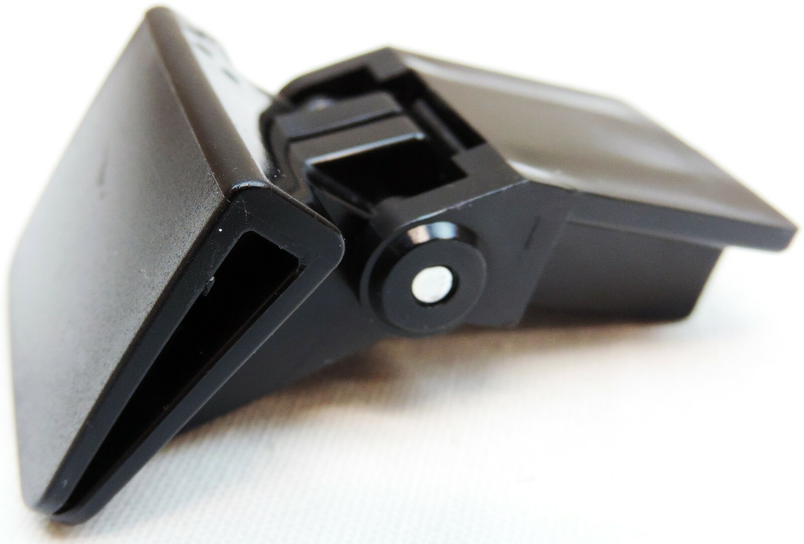 Fluance Dust Cover Hinge For RT81 and RT82 Turntables