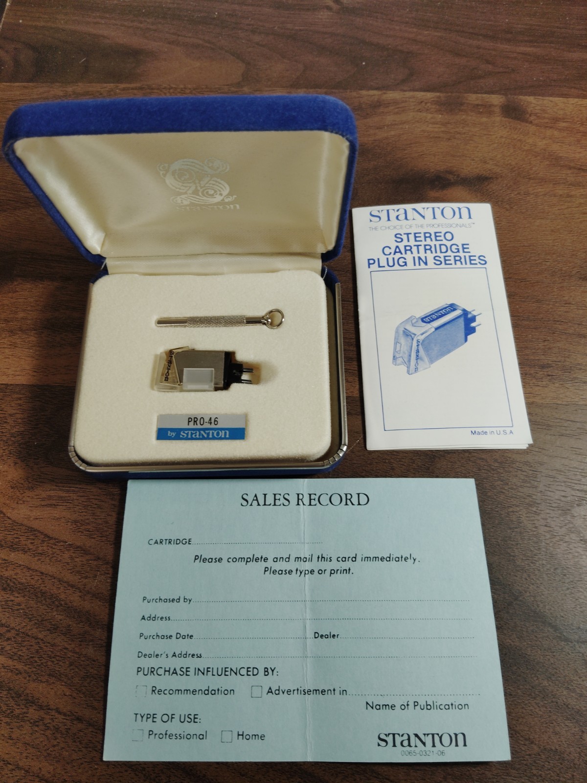 Stanton Stereo Cartridge Plug in Series Pro-46 In Blue Velvet Box