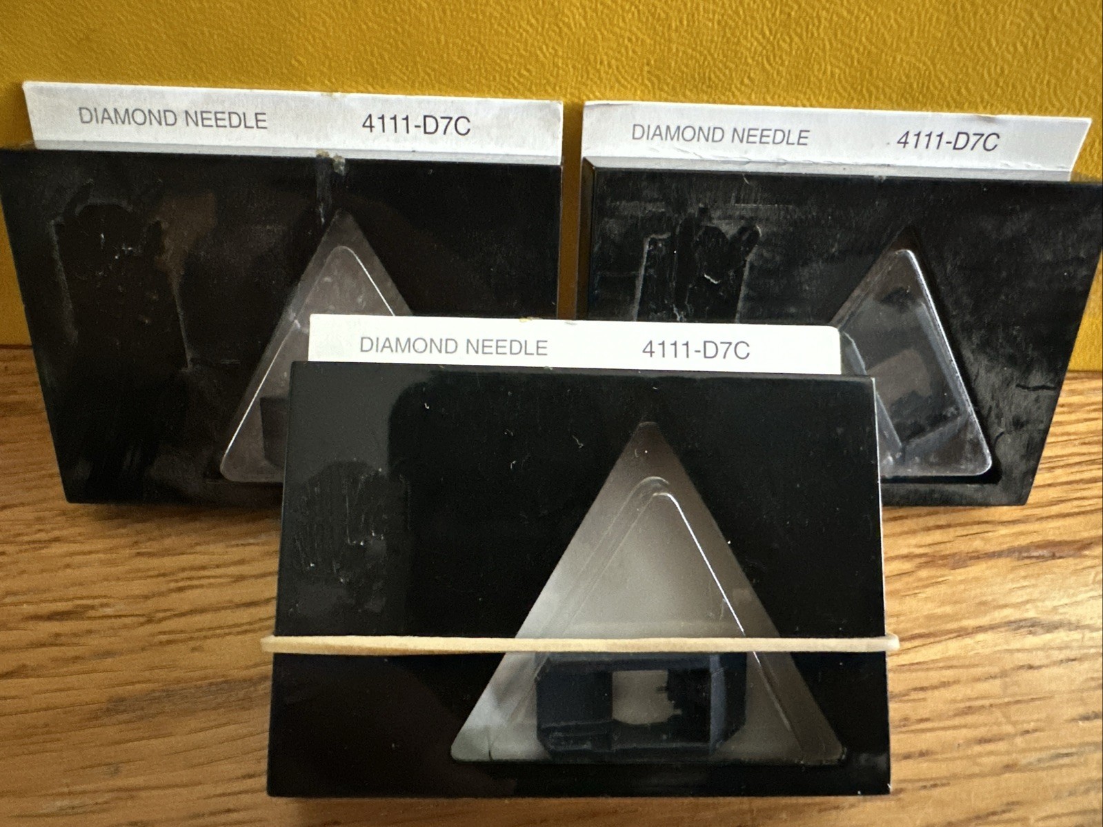 STYLUS NEEDLE 4111-D7C ADC2 RK8 RSO30 DIAMOND NEEDLE ADC K8 RSQ30 CARTRIDGES (3)