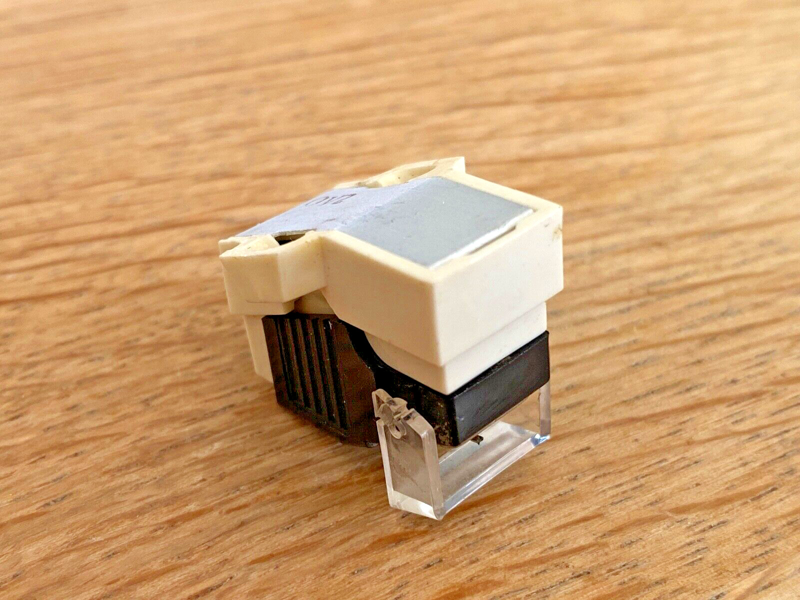 Vintage Akai Cartridge with new YM-308 stylus. Cartridge same as Akai PC-100