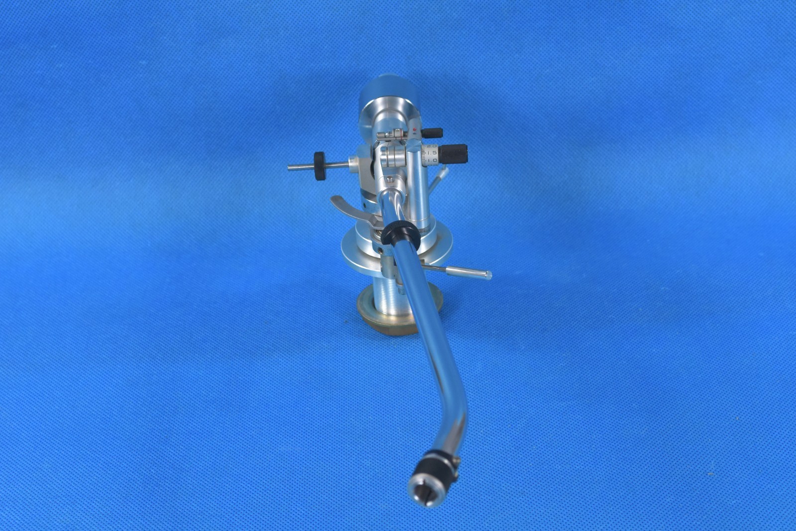 Micro Seiki MA-505S Silver. Wire long Tonearm In Excellent Condition