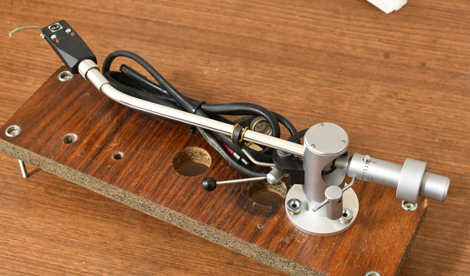 Fidelity Research FR-24Mk2 tonearm with original cable, headshell FR-1 * VG