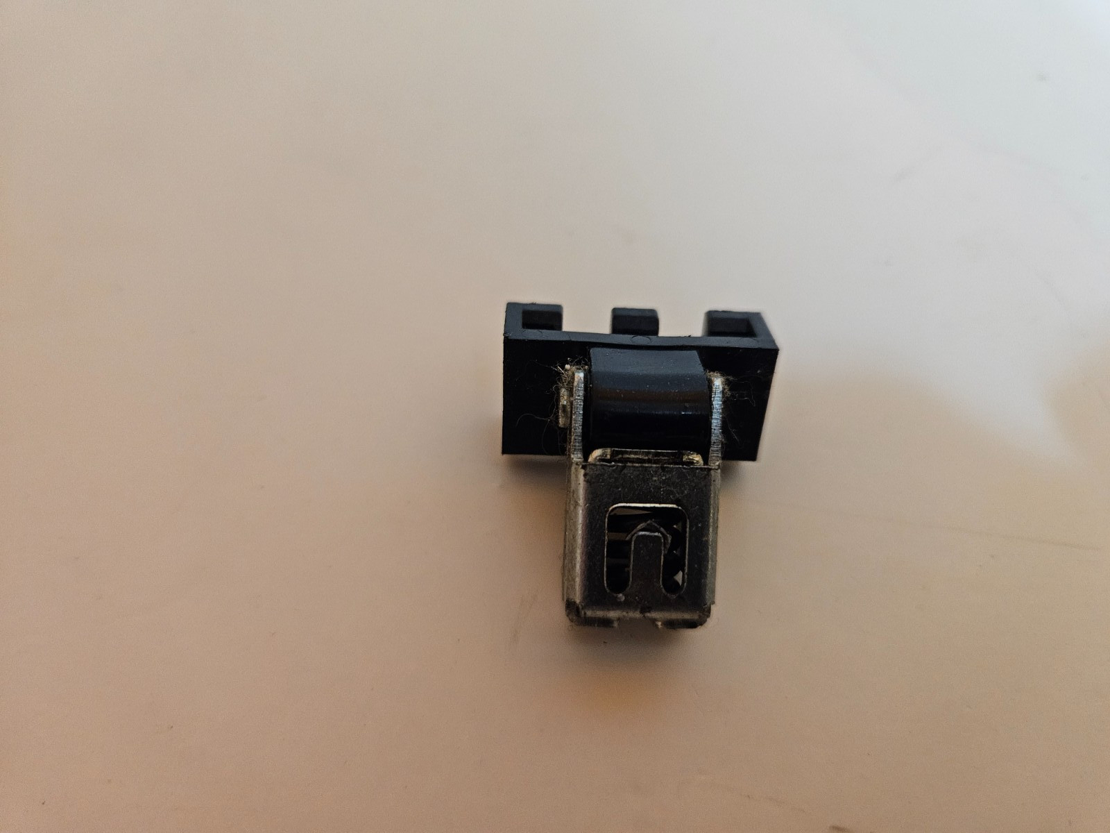 Technics SL-BD20D Semi Automatic Turntable Parts – Dust Cover Hinges Set of 2