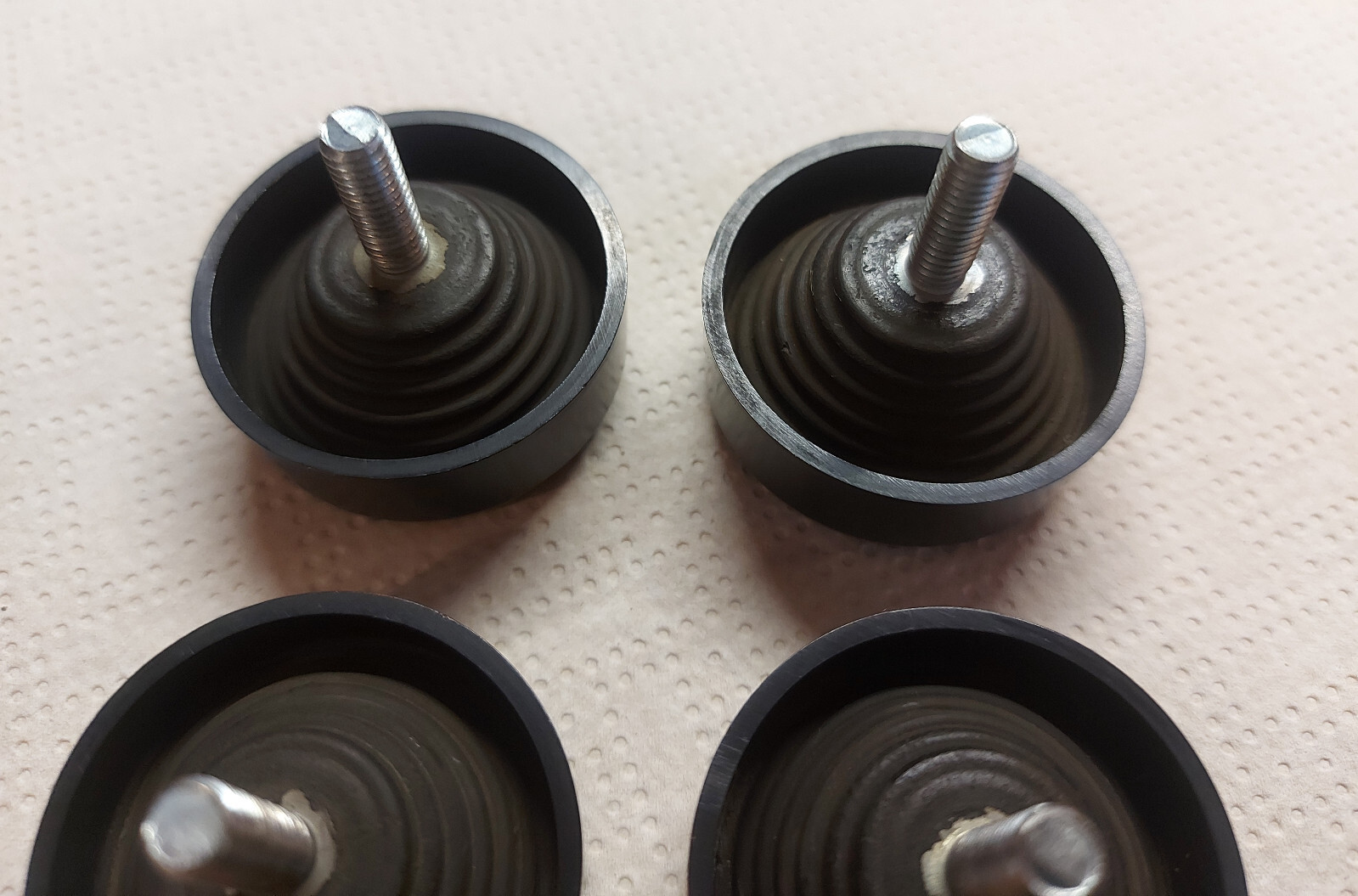 4x FOOT FOOT FEET FOOT TURNTABLE FOOT – LUXMAN PD-264
